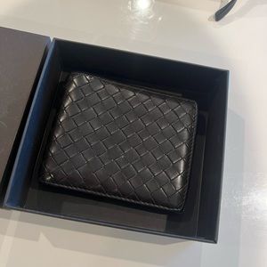 Bottega Veneta Mens Wallet